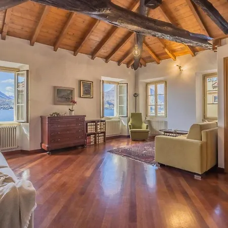 Casa Ferrari Сasa de vacaciones Varenna